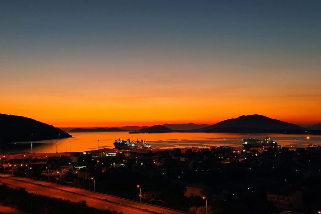 Sunset Seaview * Ladochori